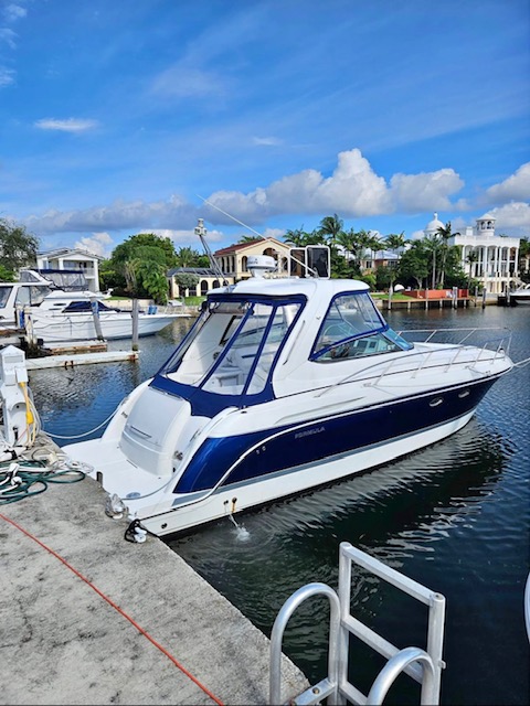 Yacht 1