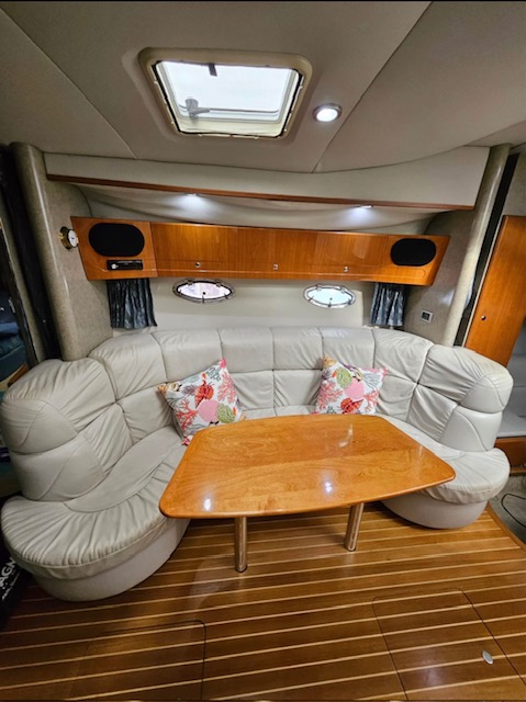 Yacht 4